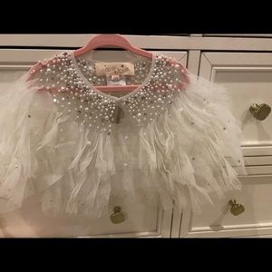 Stunning tutu du monde cape